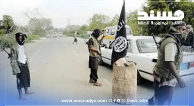 صورة نقطة تفتيش للقاعدة على خط إسفلتي في أبين مضللة