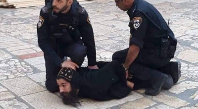 حقيقة اعتداء شرطة الاحتلال الإسرائيلي على راهب مصري بسبب رفع الأذان