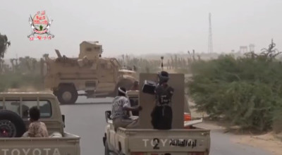 ما صحة الفيديوهات التي تُظهر اشتباكات وغنائم في جبهة حيس بالساحل الغربي؟