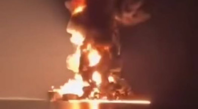 فيديو احتراق سفينة لا يوثق هجوما قرب السواحل السعودية