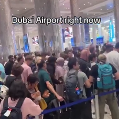 ما حقيقة مغادرة المسافرين مطار دبي عقب التحذيرات الأمريكية والأوروبية؟