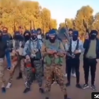 انتشار فيديو مع الادعاء بأنه يوثق خطاباً تحذيرياَ من مسلحين في درعا إلى الاحتلال الإسرائيلي عقب الانتخابات الإسرائيلية