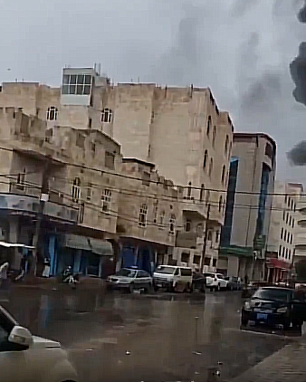 مشاهد من صنعاء ورواية عن عدن.. ما حقيقة فيديو استهداف قصر معاشيق؟