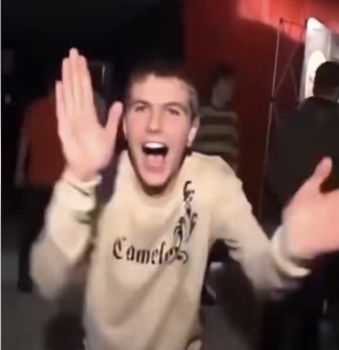 “الراقص الأبله”.. حقيقة الفيديو الذي زُعم أنه لحافظ بشار الأسد